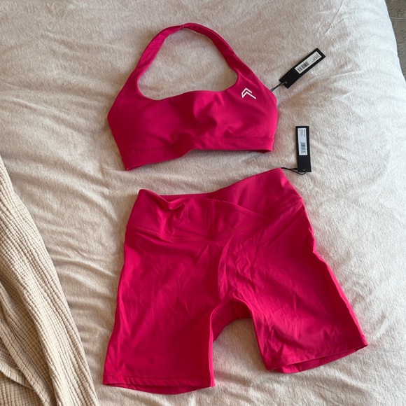 Oner Active berry bloom easylift everyday minimal halter bralette - Picture 3 of 5